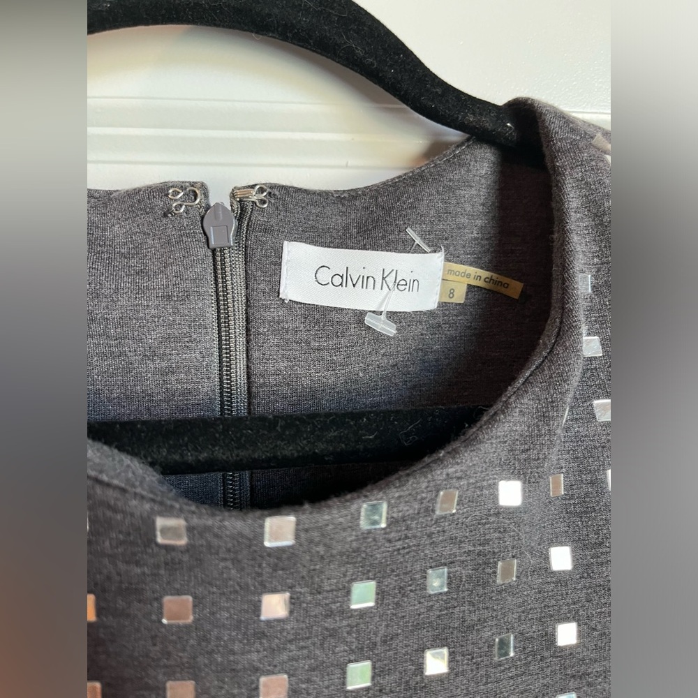 Calvin Klein Gray sleeveless MIRROR Dress Vtg SZ 8 Zipper back - Picture 6 of 7